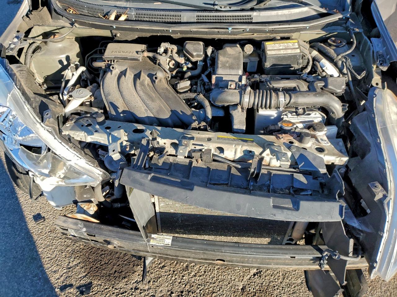 2014 NISSAN VERSA S photo 11