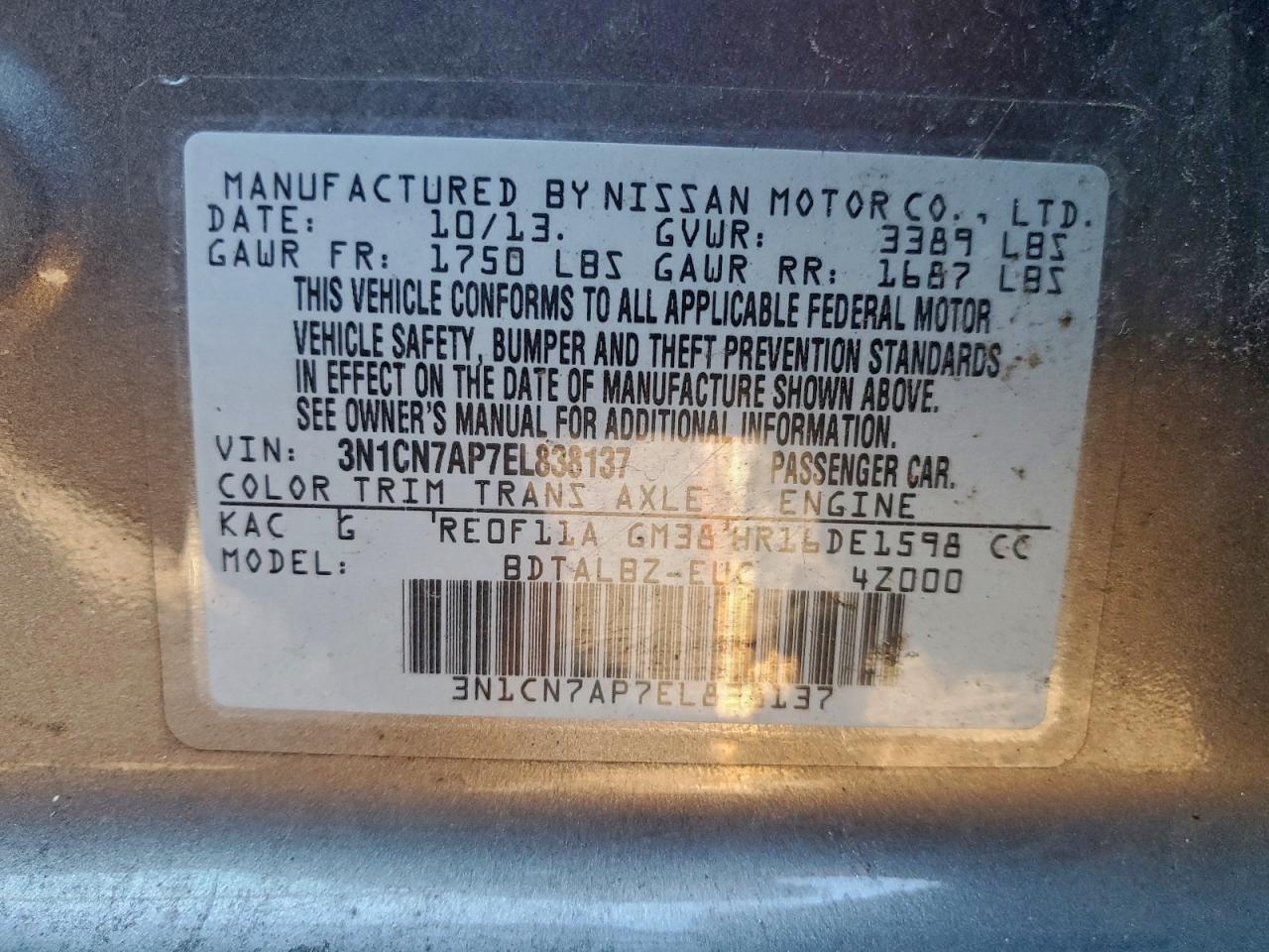 2014 NISSAN VERSA S photo 13