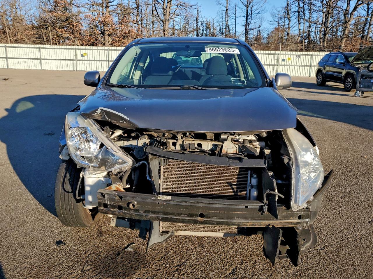 2014 NISSAN VERSA S photo 5