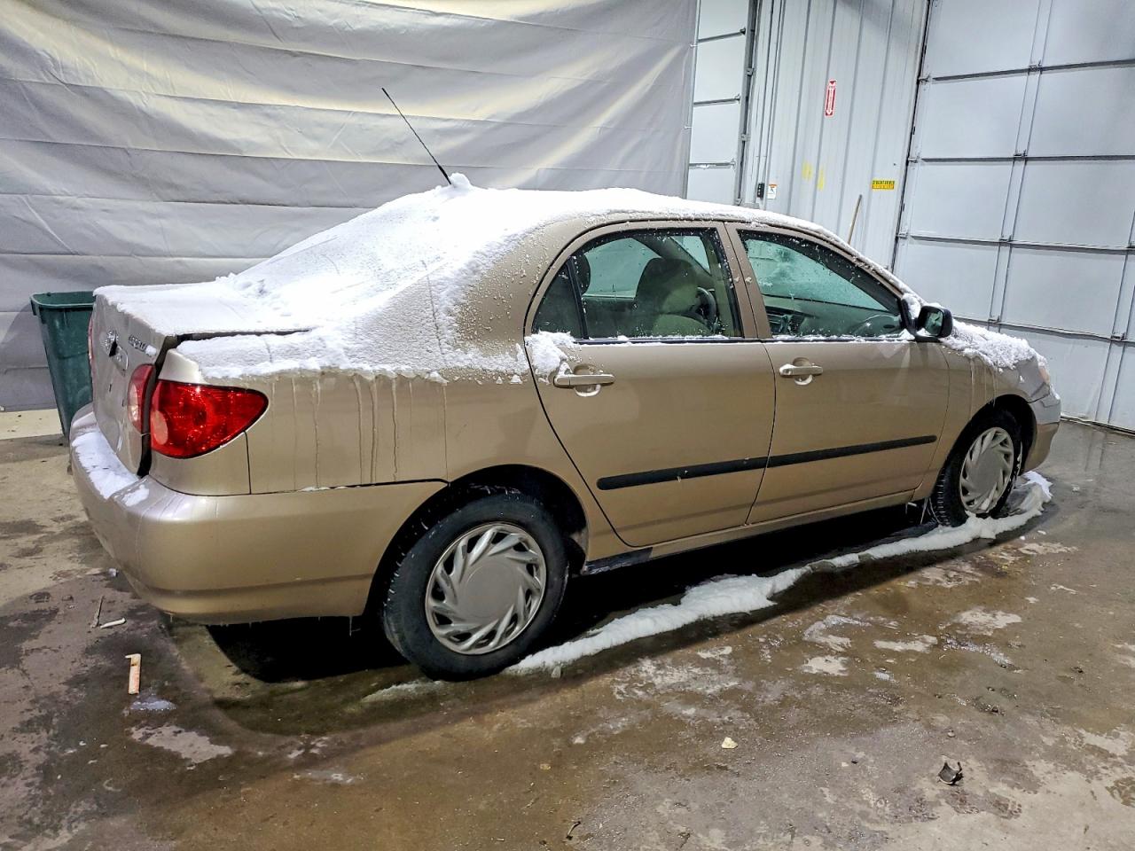 2006 TOYOTA COROLLA CE photo 3