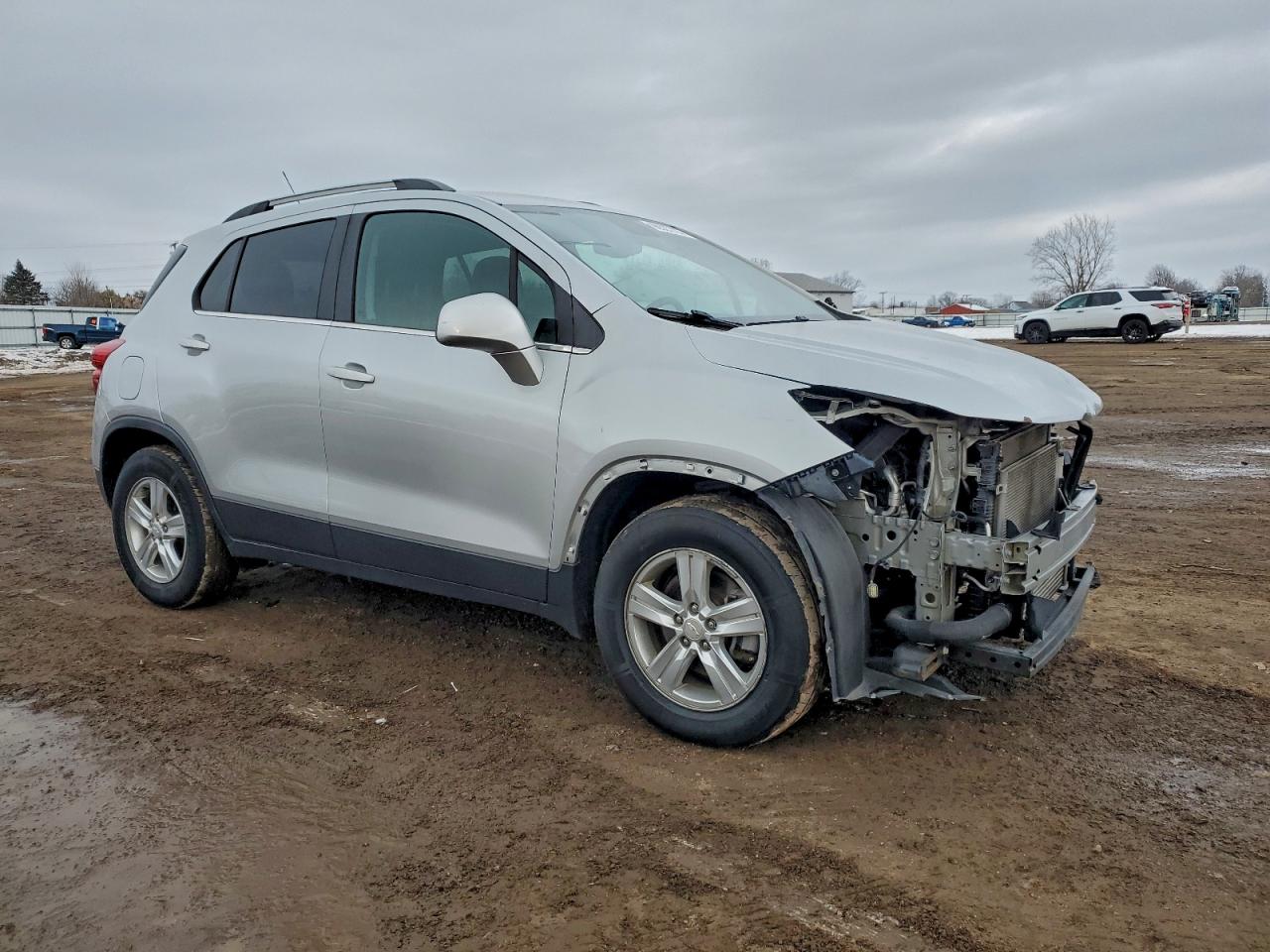 2019 CHEVROLET TRAX 1LT photo 4