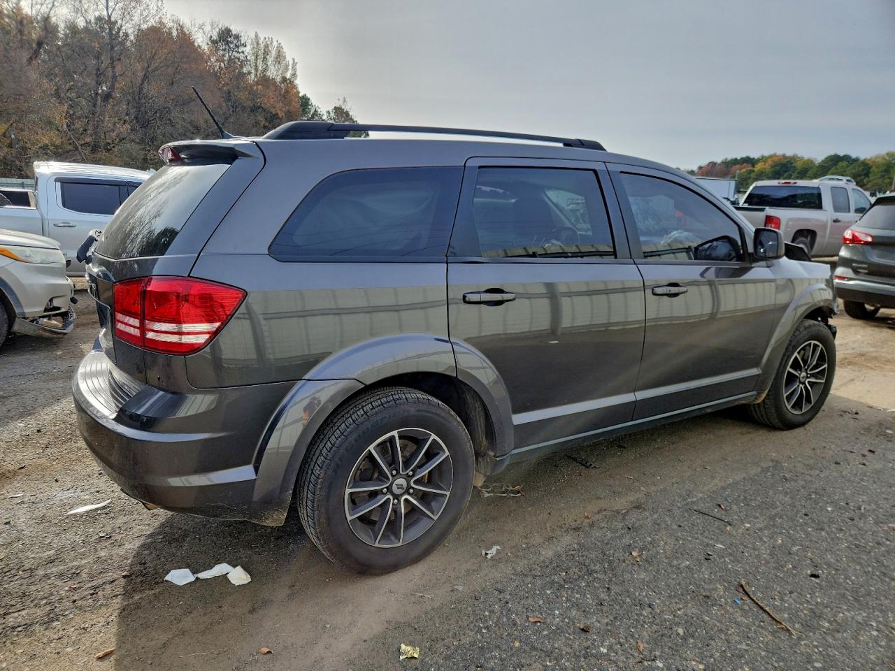 2018 DODGE JOURNEY SE photo 3