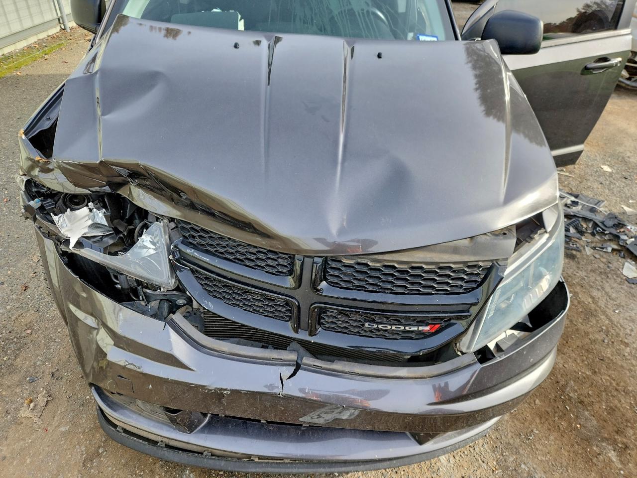 2018 DODGE JOURNEY SE photo 12