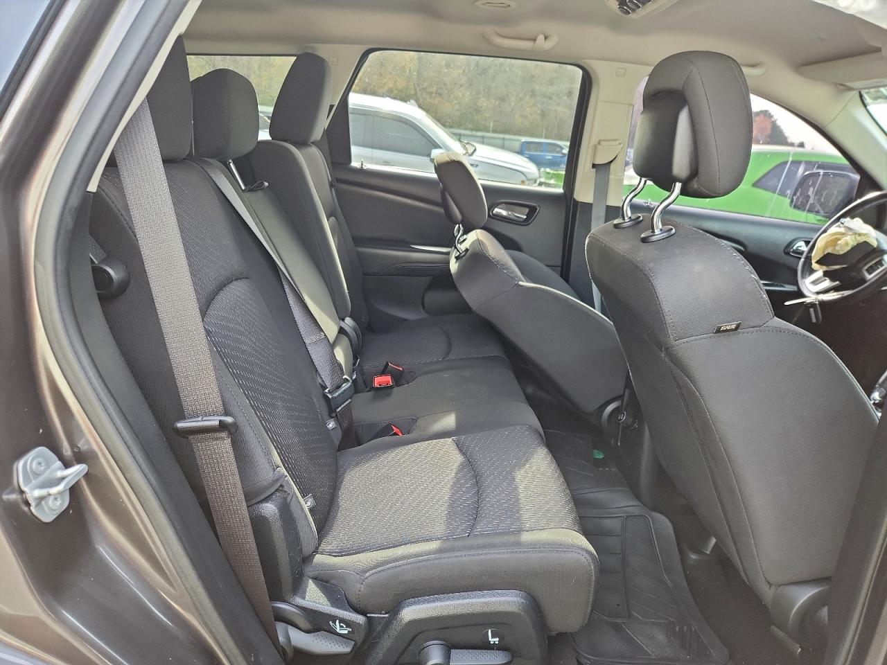 2018 DODGE JOURNEY SE photo 11