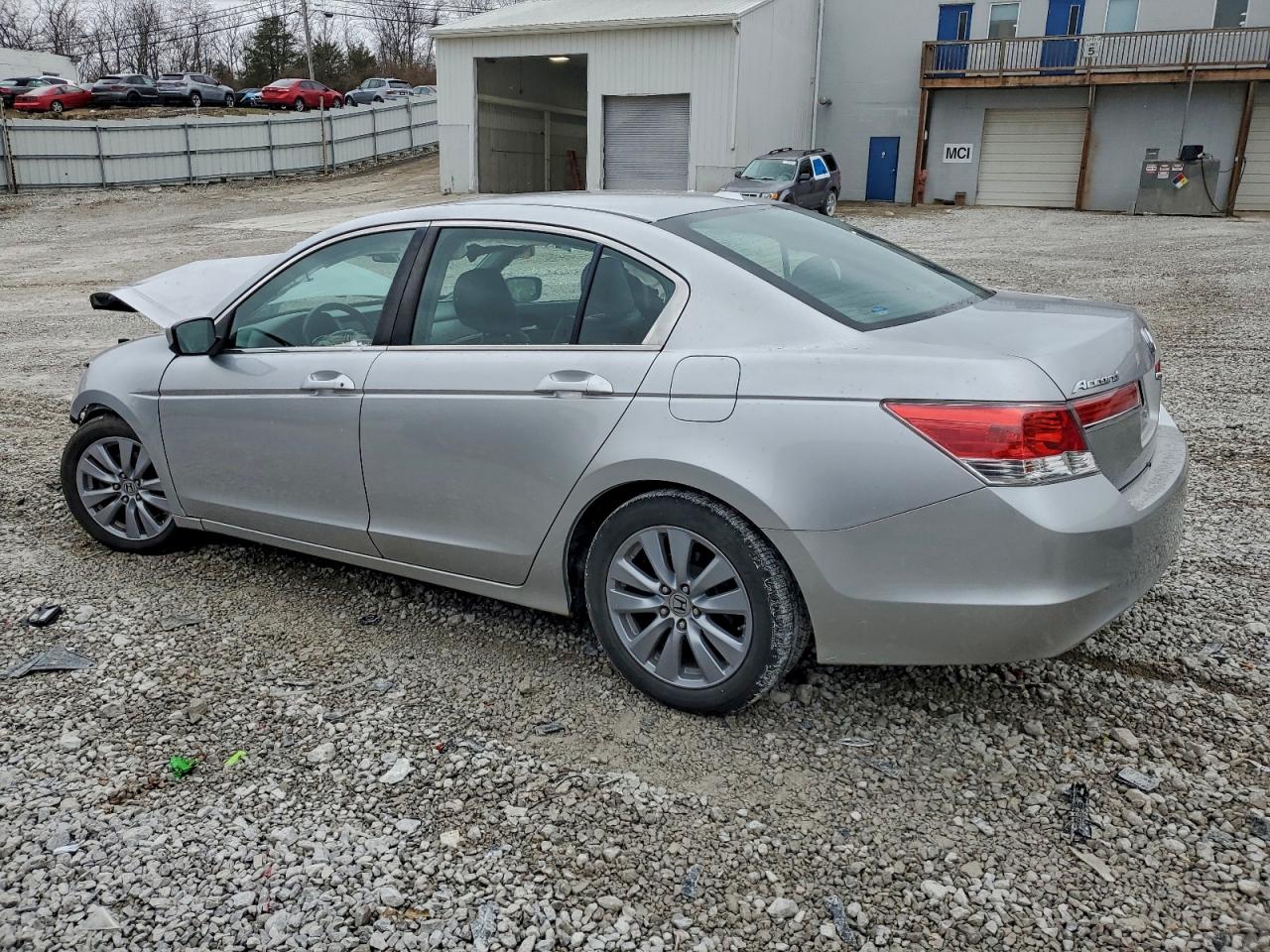 2011 HONDA ACCORD EXL photo 4