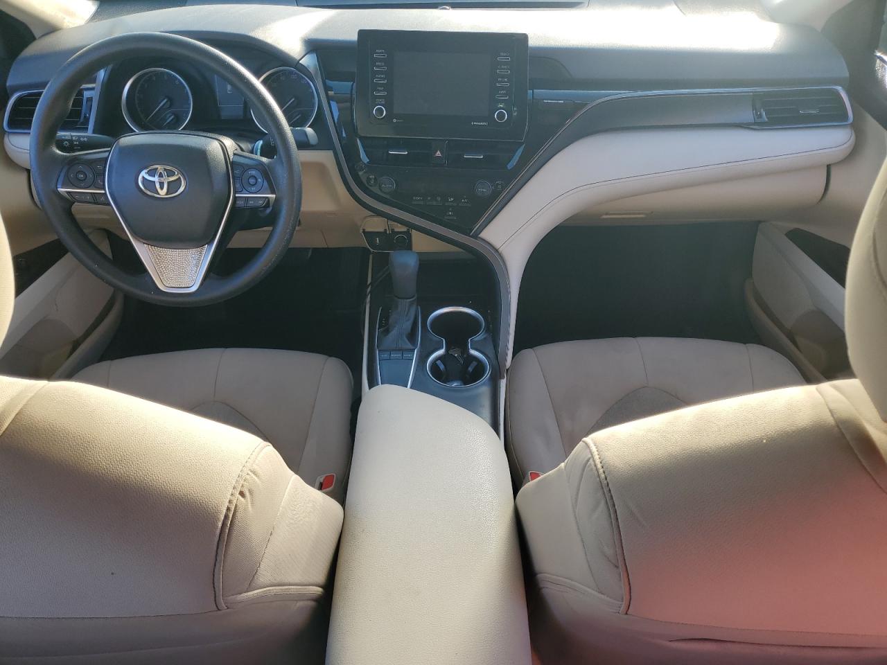 2023 TOYOTA CAMRY LE photo 8