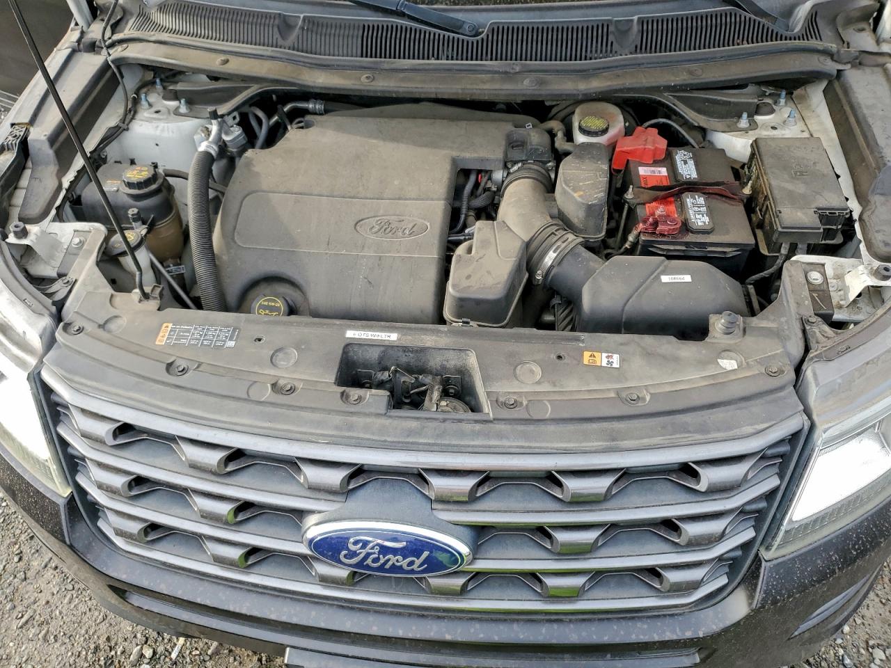 2017 FORD EXPLORER XLT photo 34