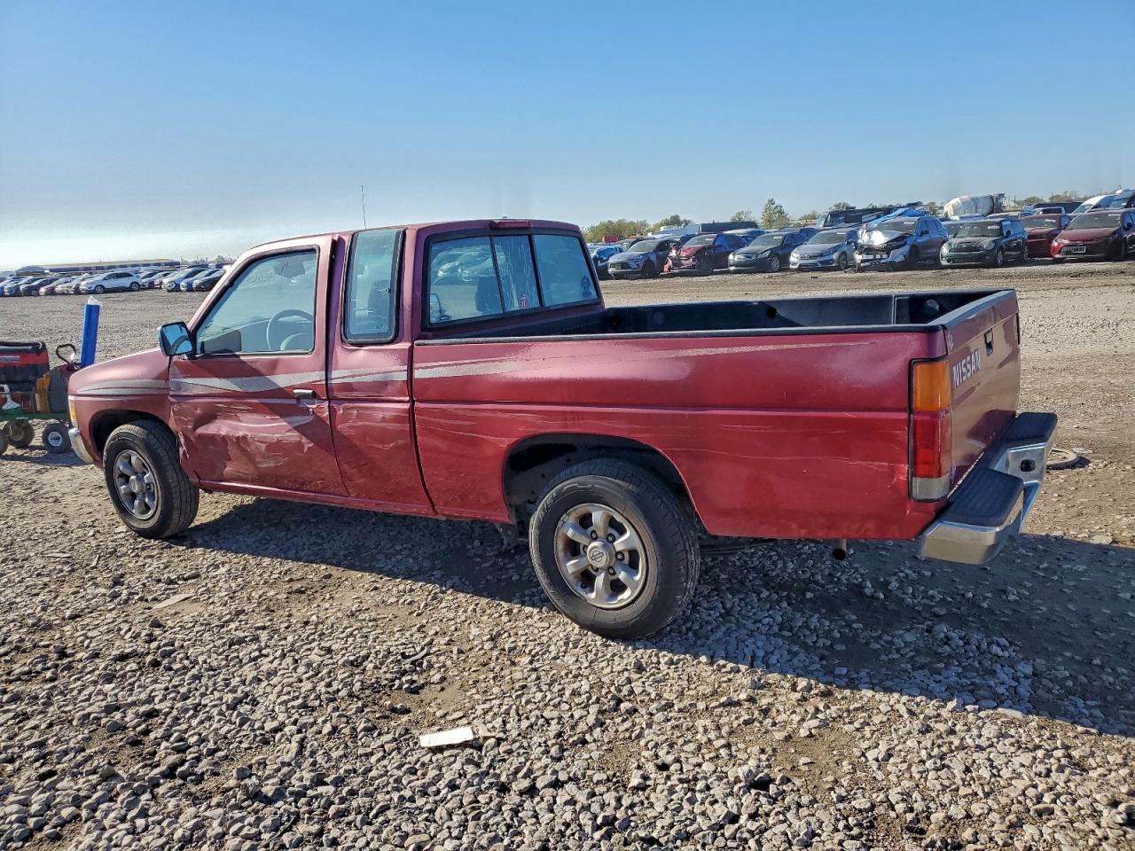 1996 NISSAN TRUCK photo 2