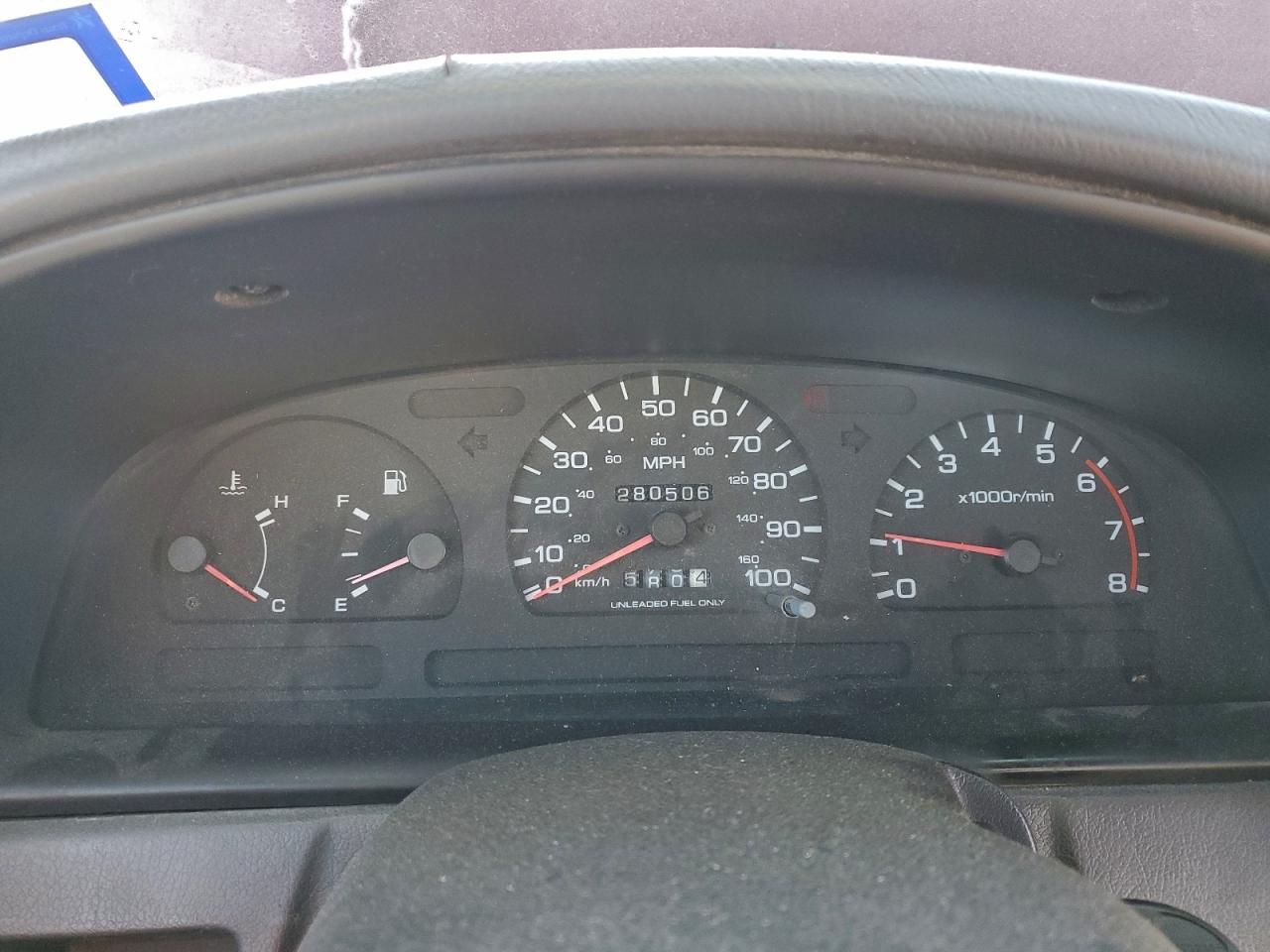 1996 NISSAN TRUCK photo 9