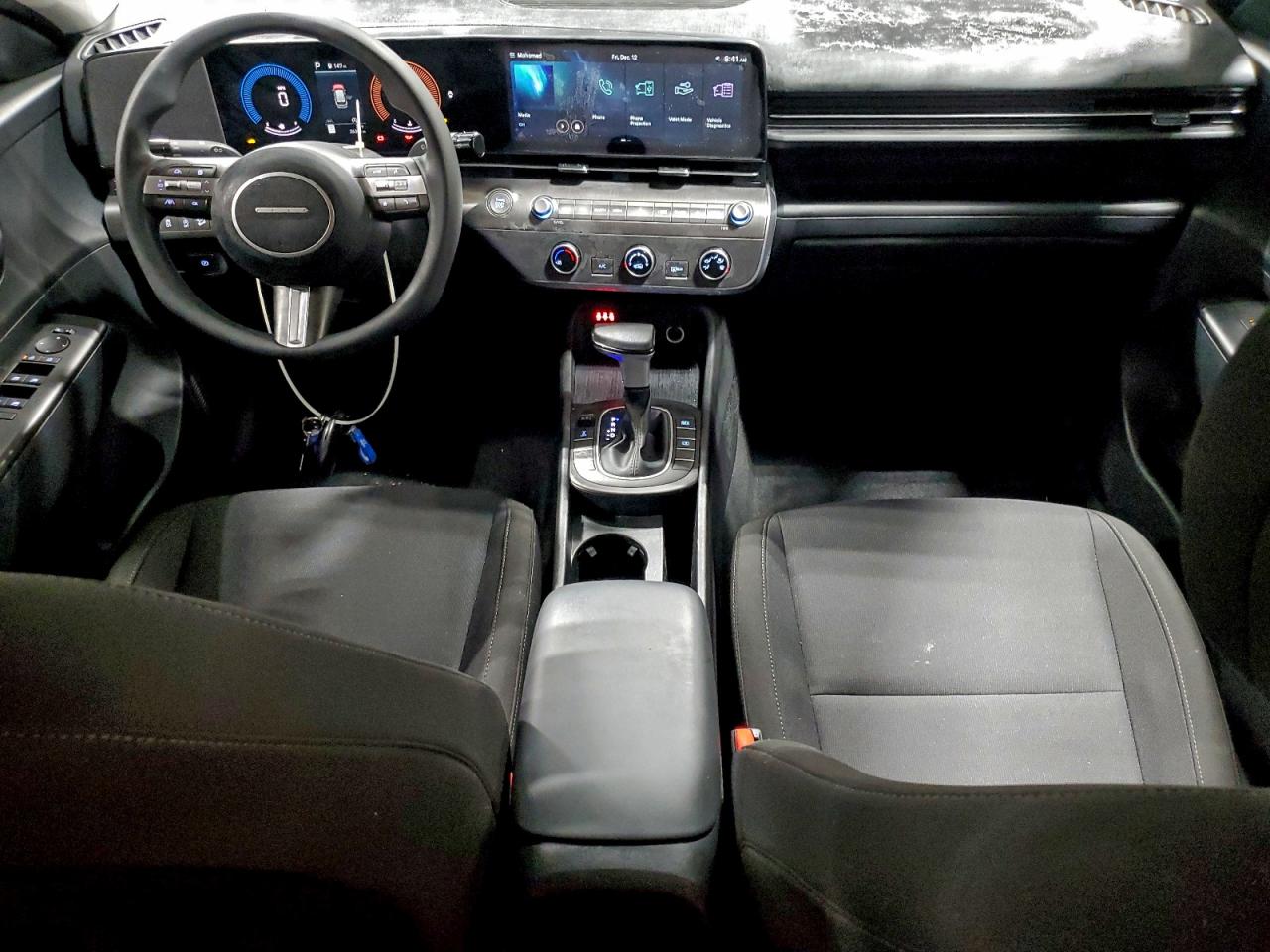 2025 HYUNDAI KONA SE photo 8