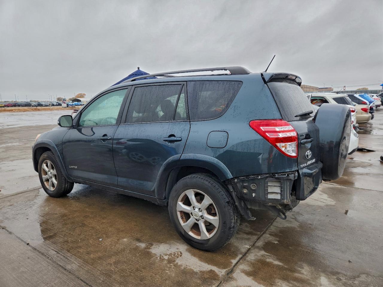 2010 TOYOTA RAV4 LIMITED photo 2