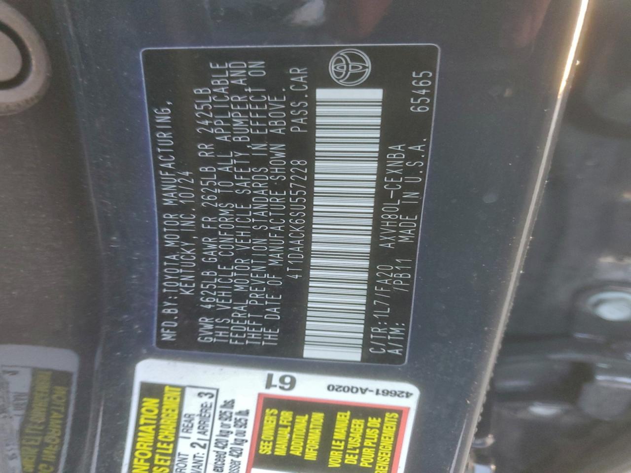 2025 TOYOTA CAMRY XSE photo 13