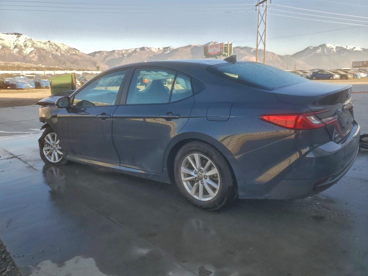 2025 TOYOTA CAMRY XSE photo 2