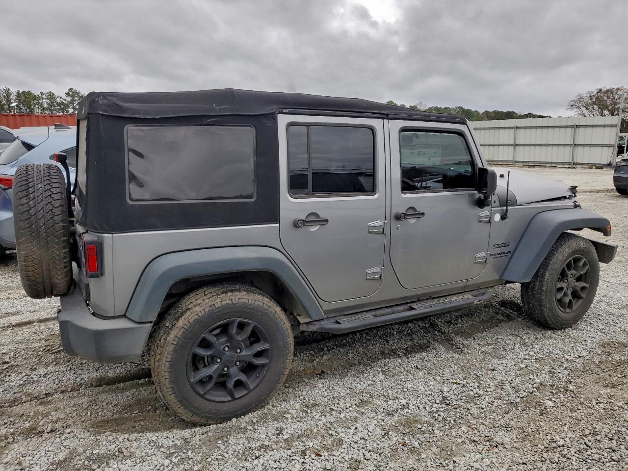 2016 JEEP WRANGLER UNLIMITED SPORT photo 3