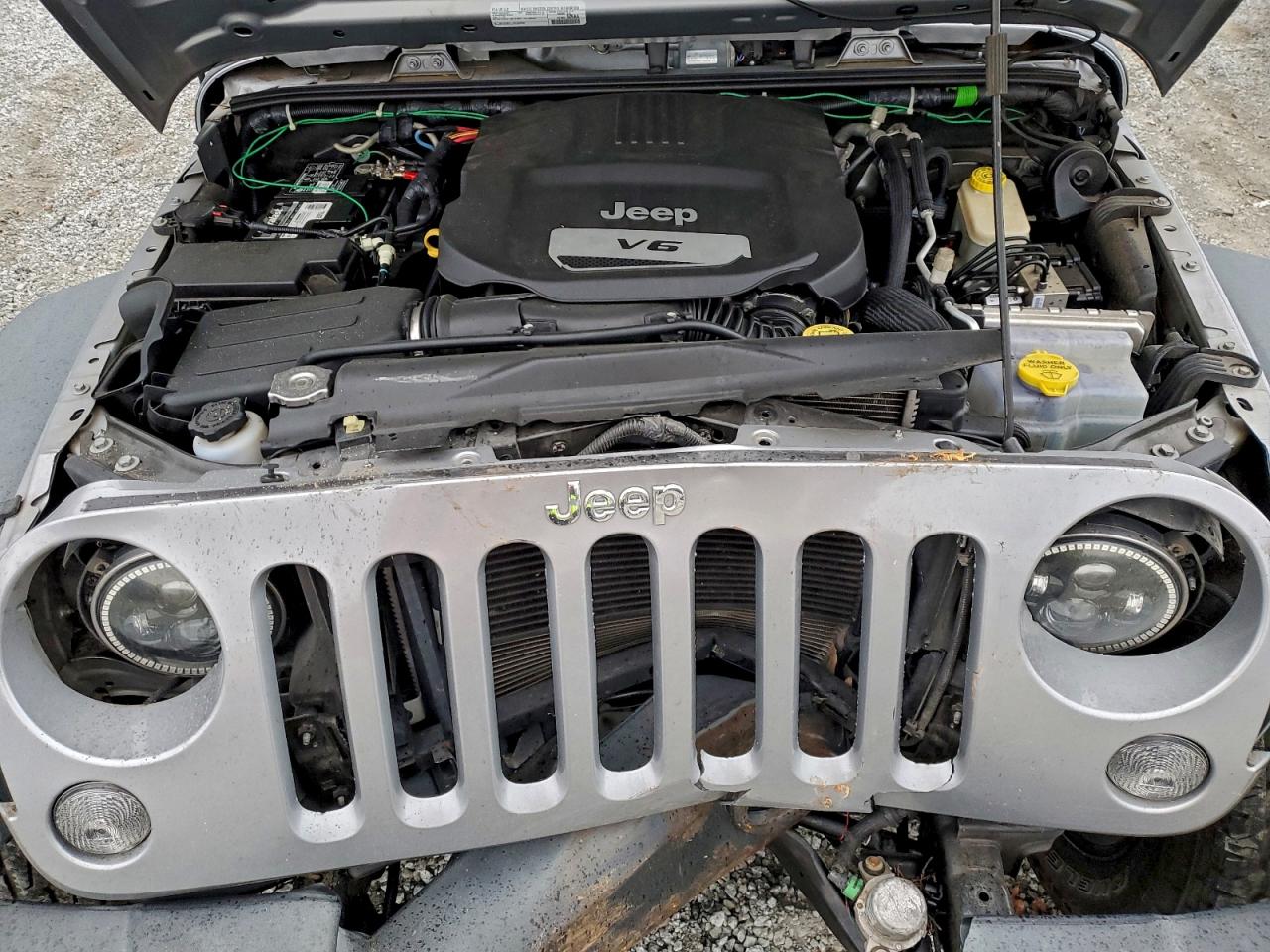 2016 JEEP WRANGLER UNLIMITED SPORT photo 12