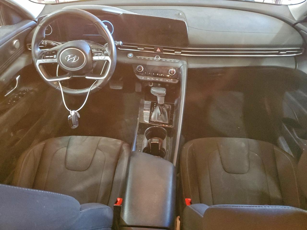 2023 HYUNDAI ELANTRA SEL photo 8