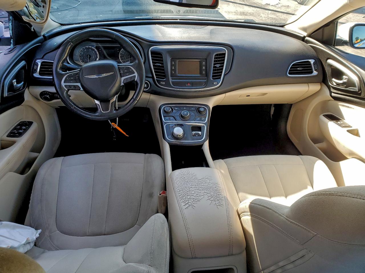 2015 CHRYSLER 200 LIMITED photo 8