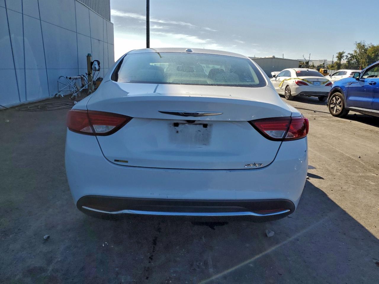 2015 CHRYSLER 200 LIMITED photo 6