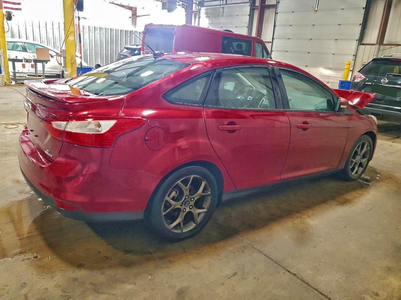 2013 FORD FOCUS SE photo 3