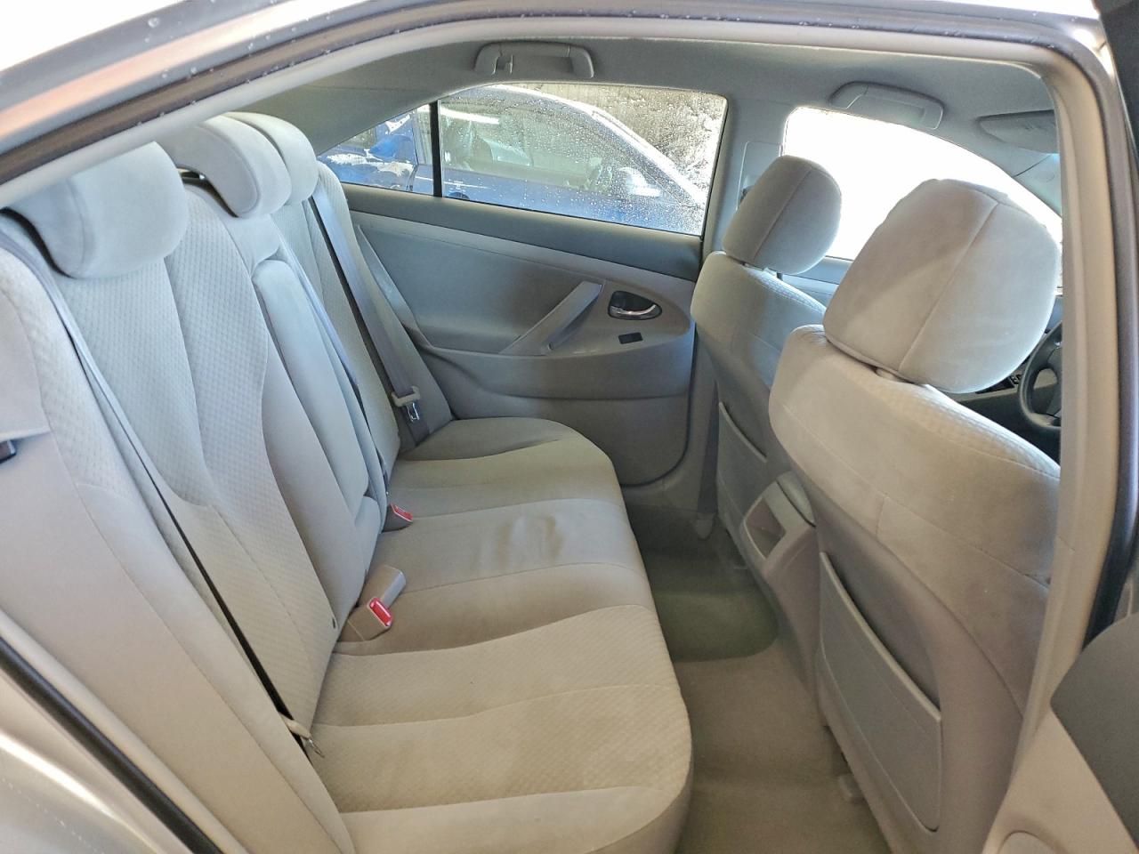 2009 TOYOTA CAMRY BASE photo 28