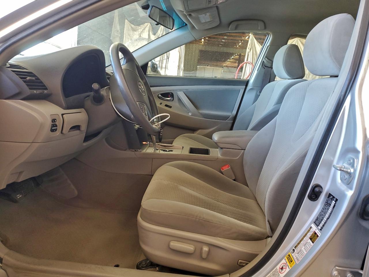 2009 TOYOTA CAMRY BASE photo 19