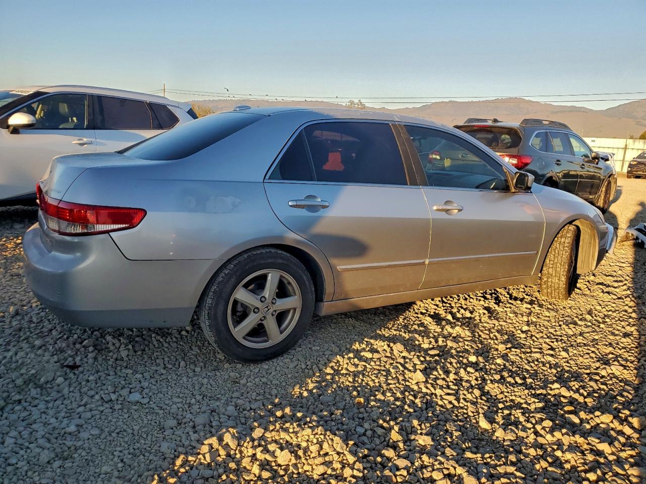 2004 HONDA ACCORD EX photo 3