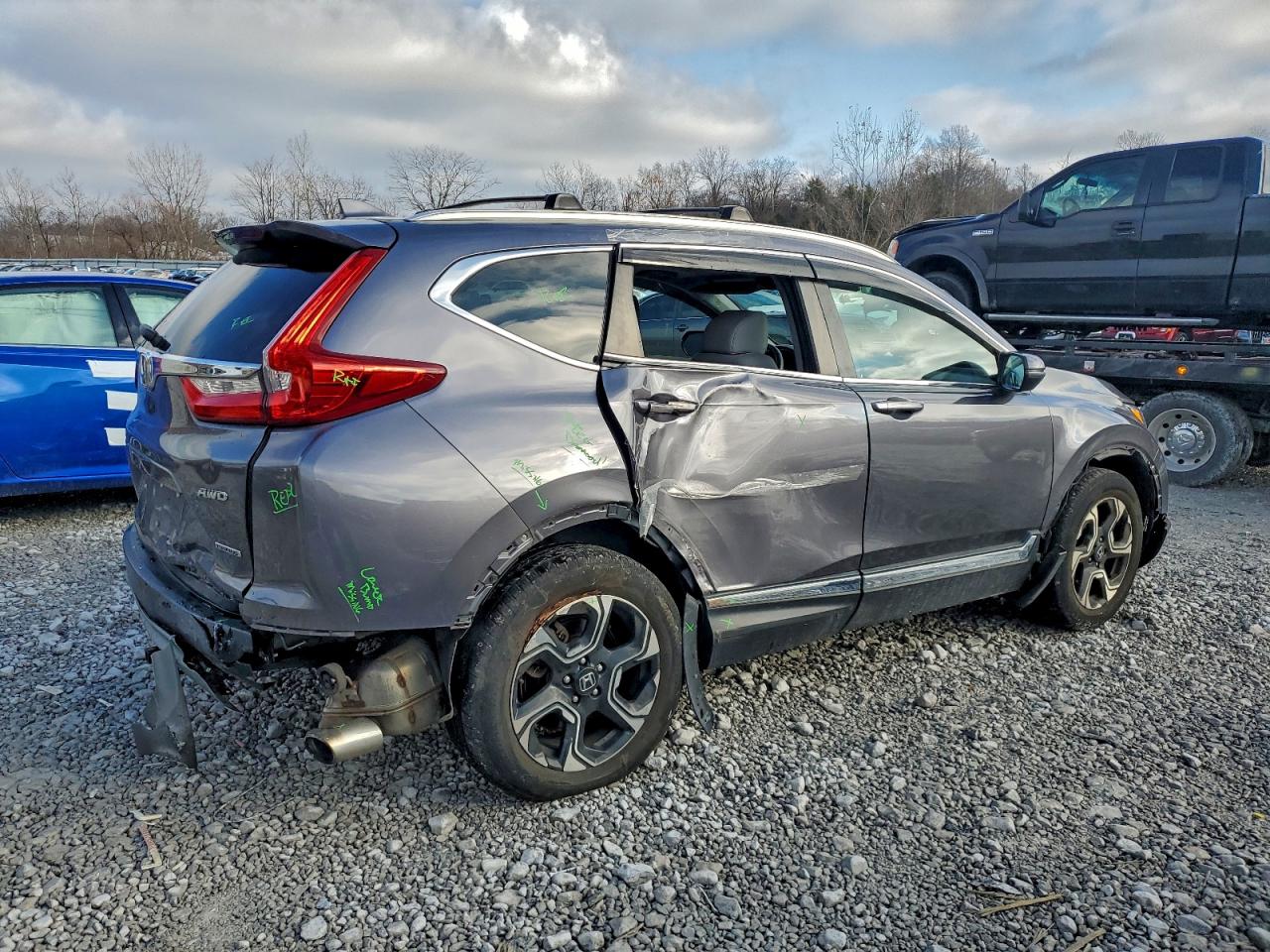 2018 HONDA CR-V TOURING photo 3