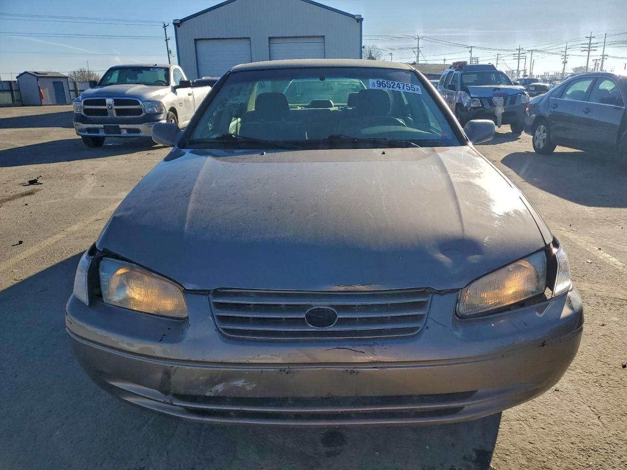1999 TOYOTA CAMRY LE photo 5