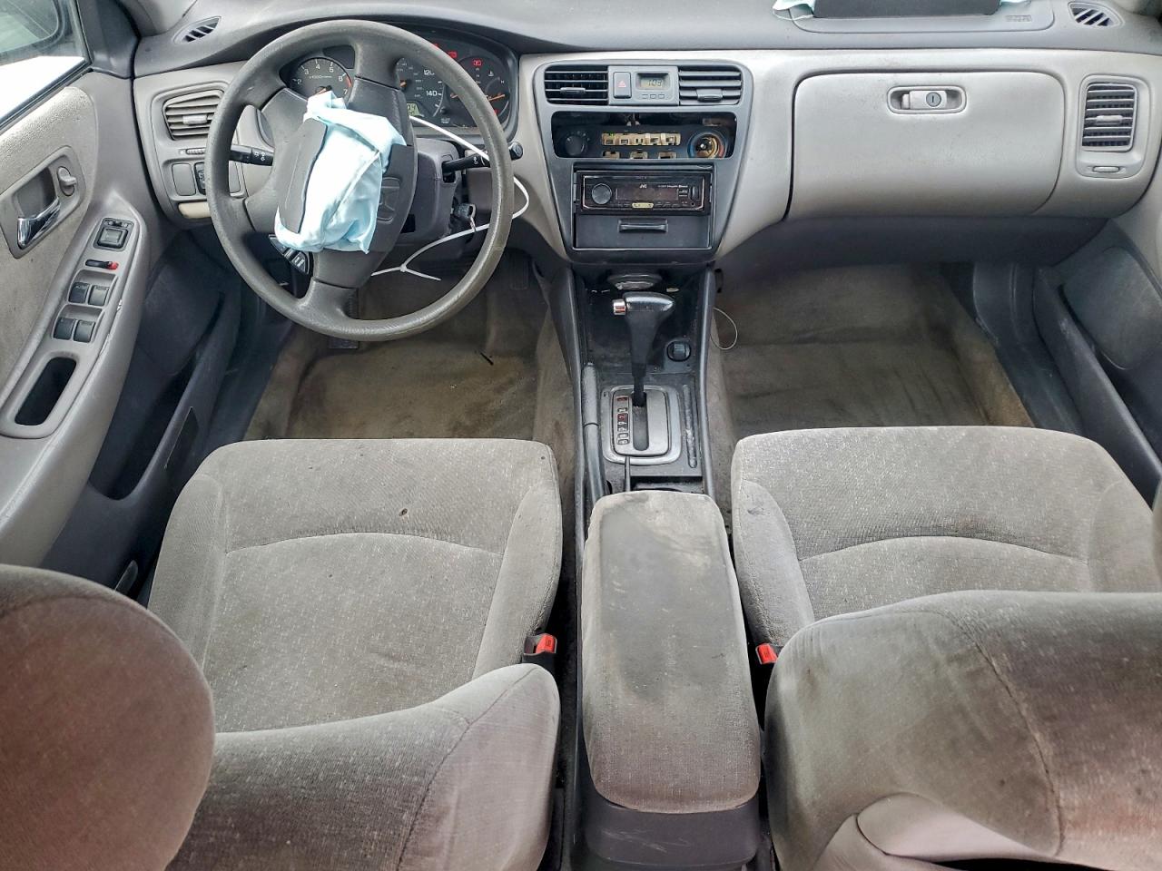 2002 HONDA ACCORD LX photo 8