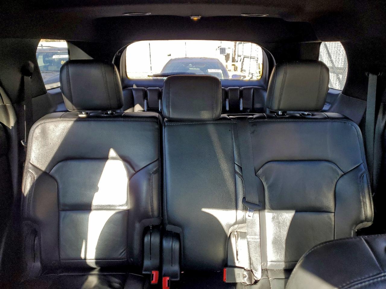 2017 FORD EXPLORER XLT photo 10