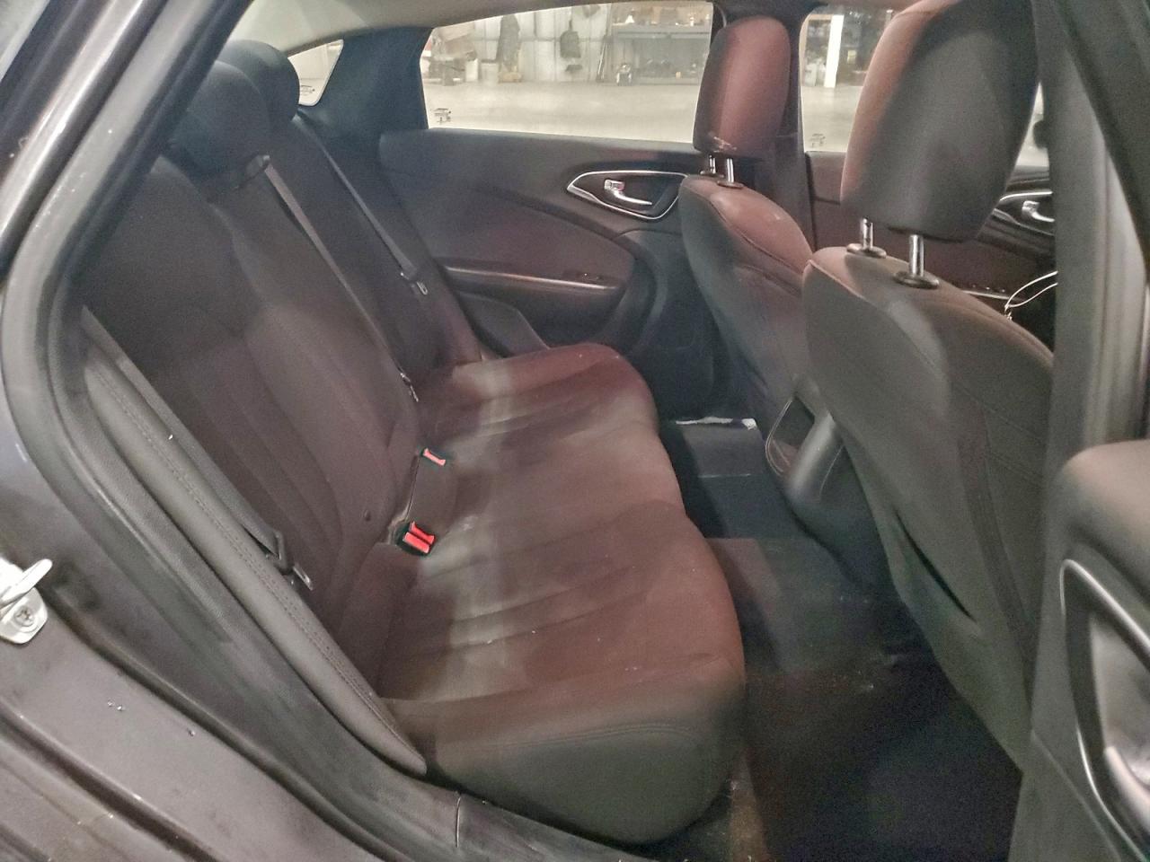 2015 CHRYSLER 200 LIMITED photo 10