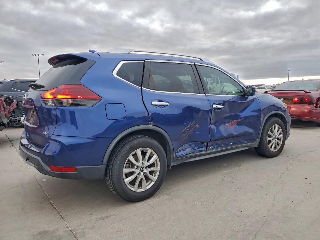2020 NISSAN ROGUE S photo 3