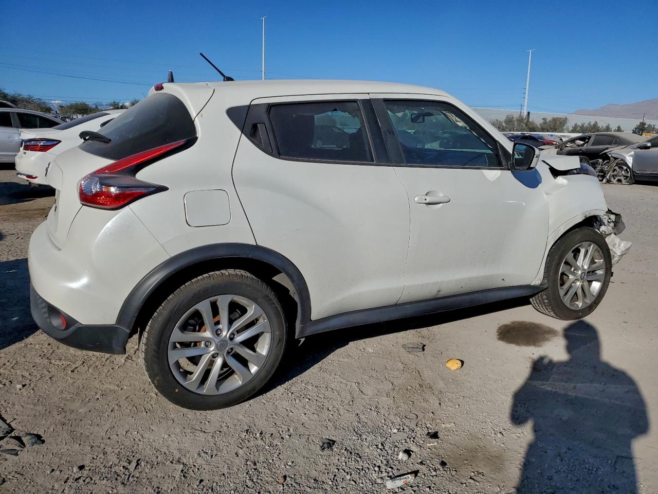 2015 NISSAN JUKE S photo 3