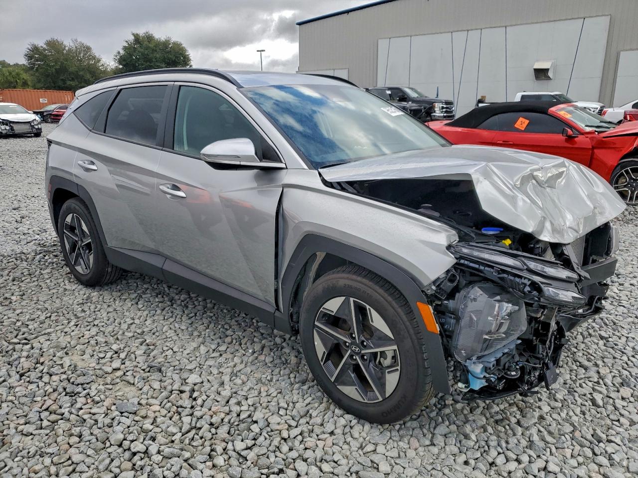 2025 HYUNDAI TUCSON SEL photo 4