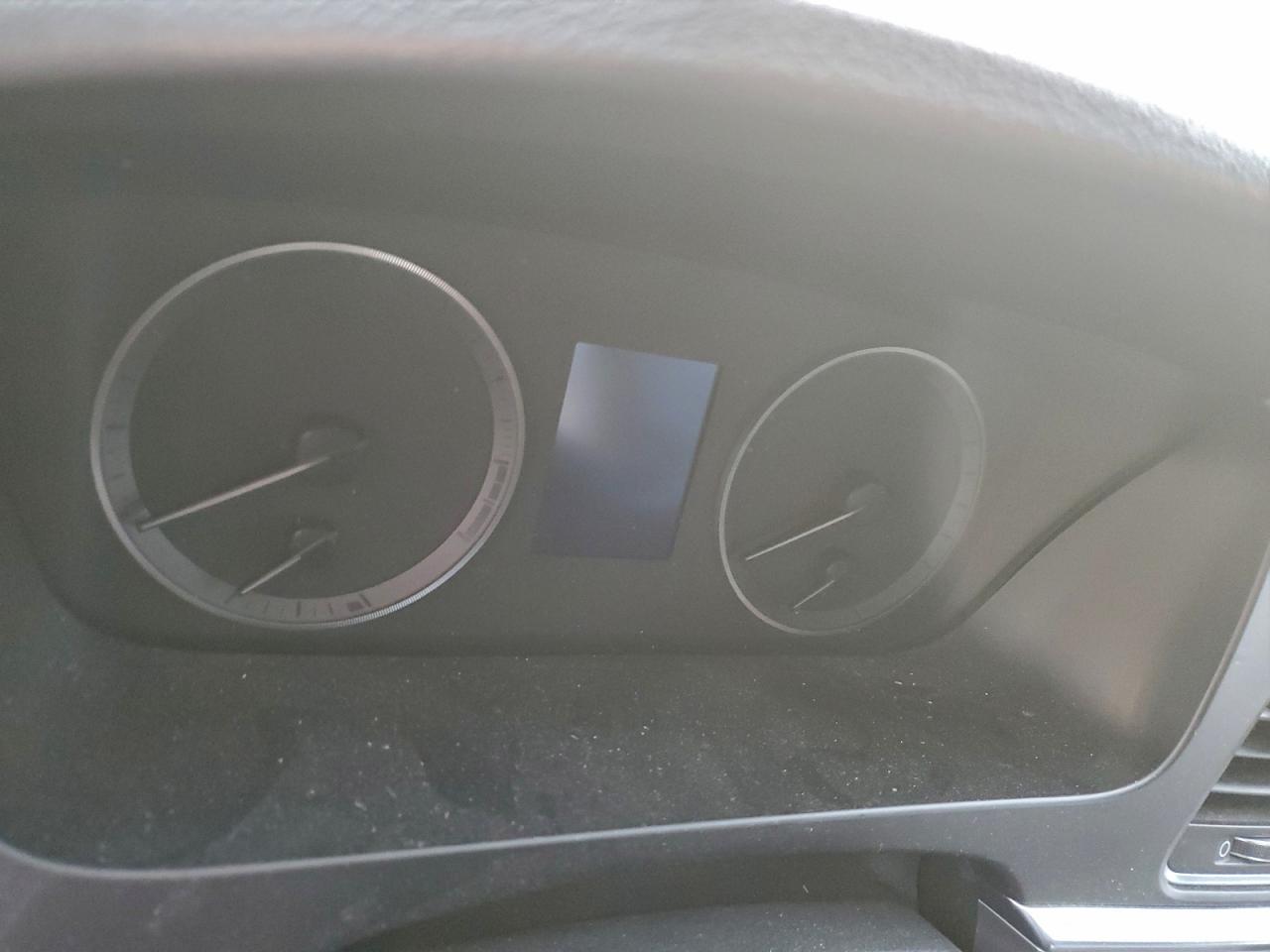2015 HYUNDAI SONATA SE photo 9