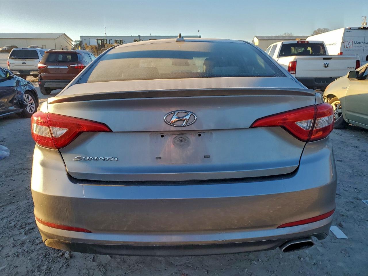 2015 HYUNDAI SONATA SE photo 6