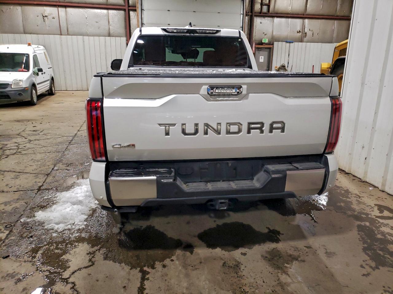 2024 TOYOTA TUNDRA CREWMAX CAPSTONE photo 6