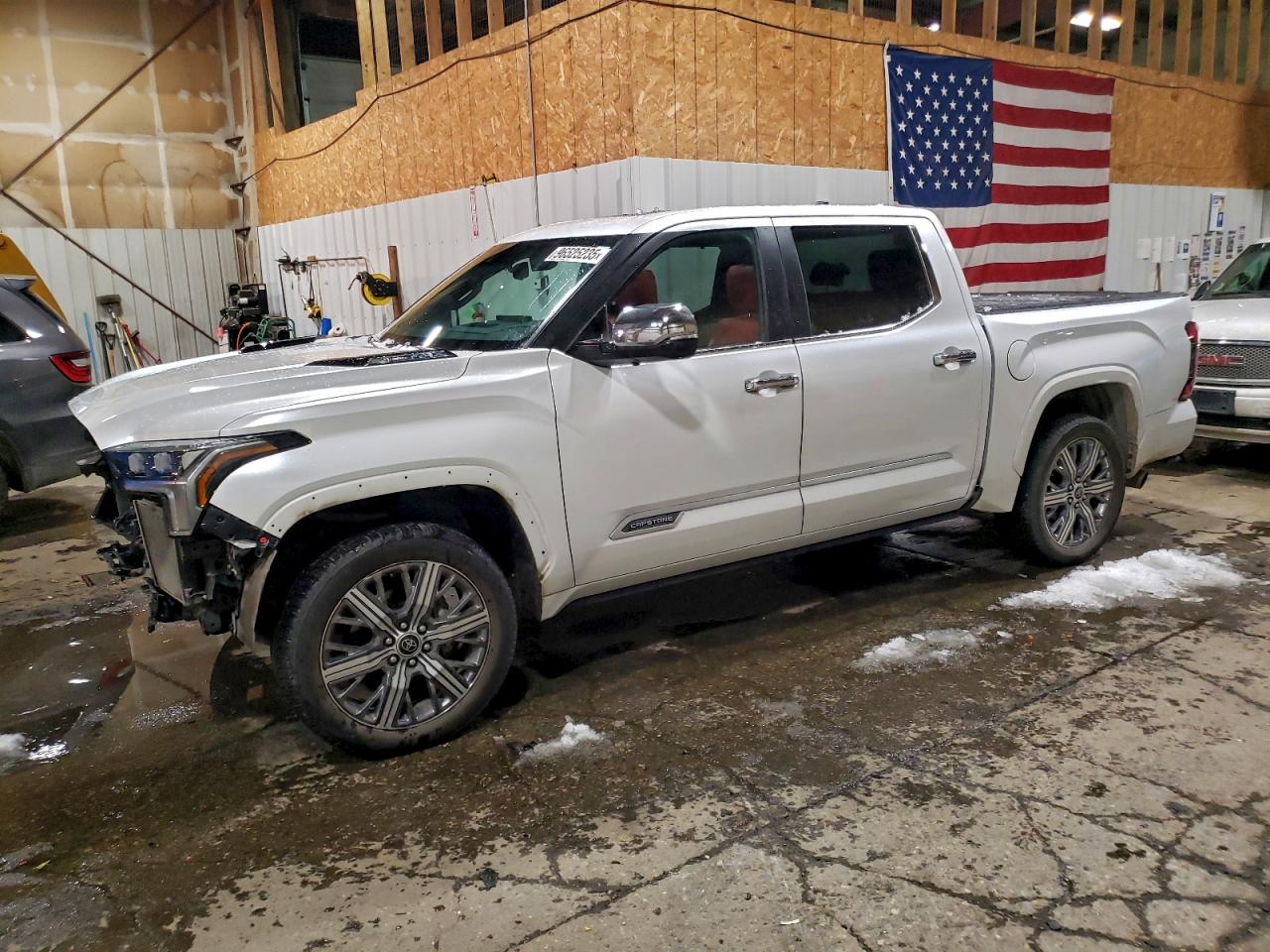 2024 TOYOTA TUNDRA