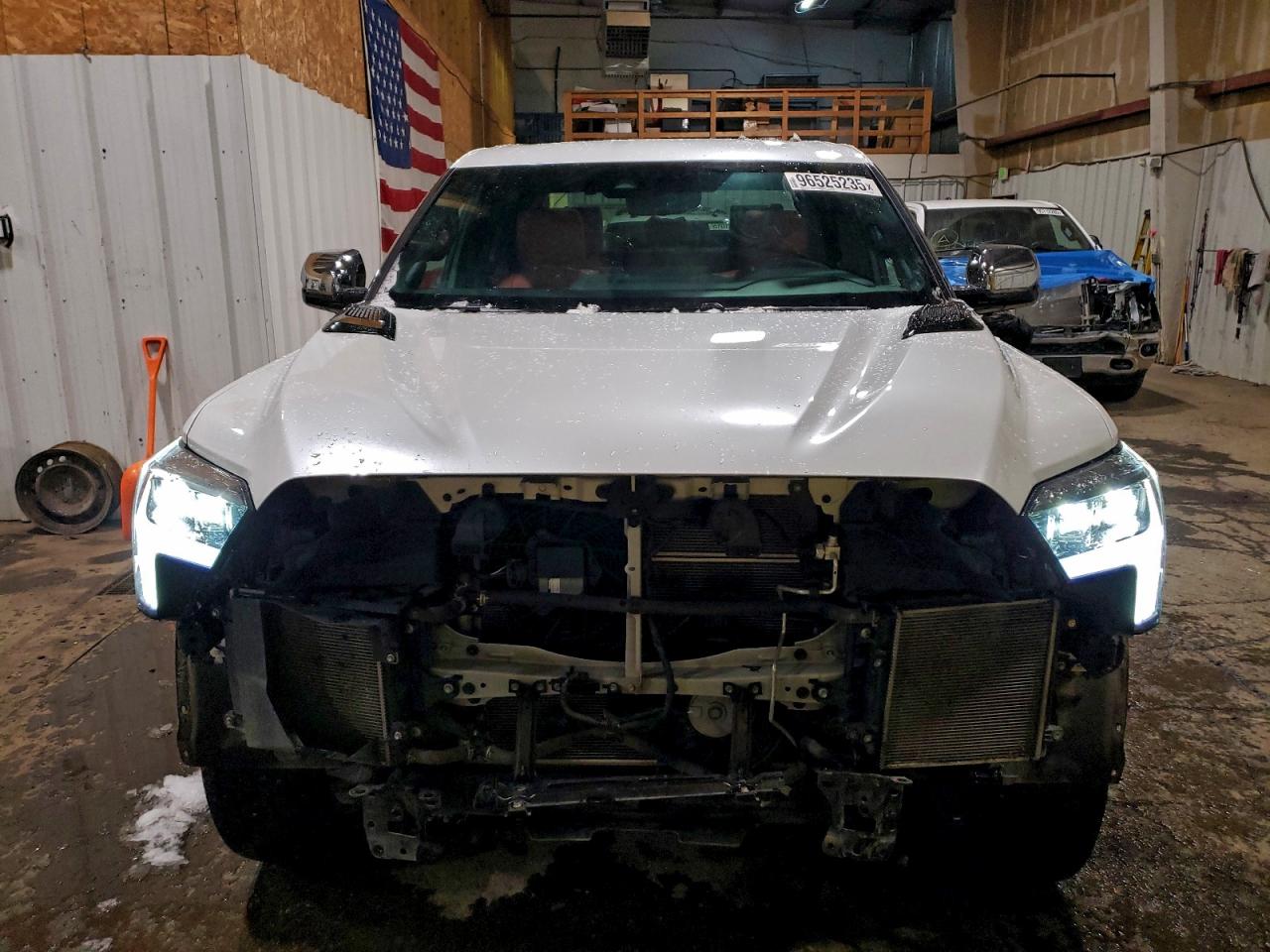 2024 TOYOTA TUNDRA CREWMAX CAPSTONE photo 5