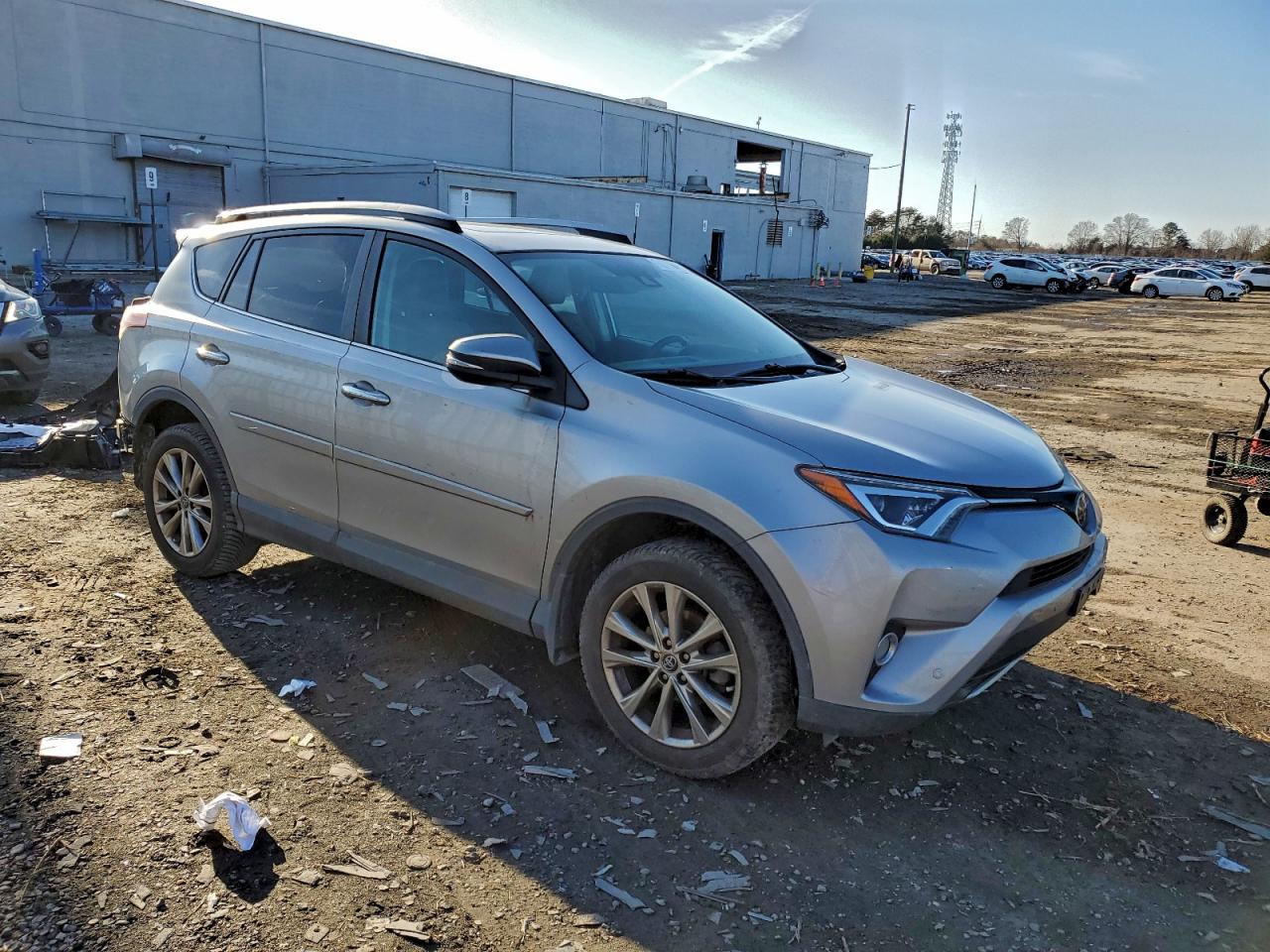 2017 TOYOTA RAV4 LIMITED photo 4