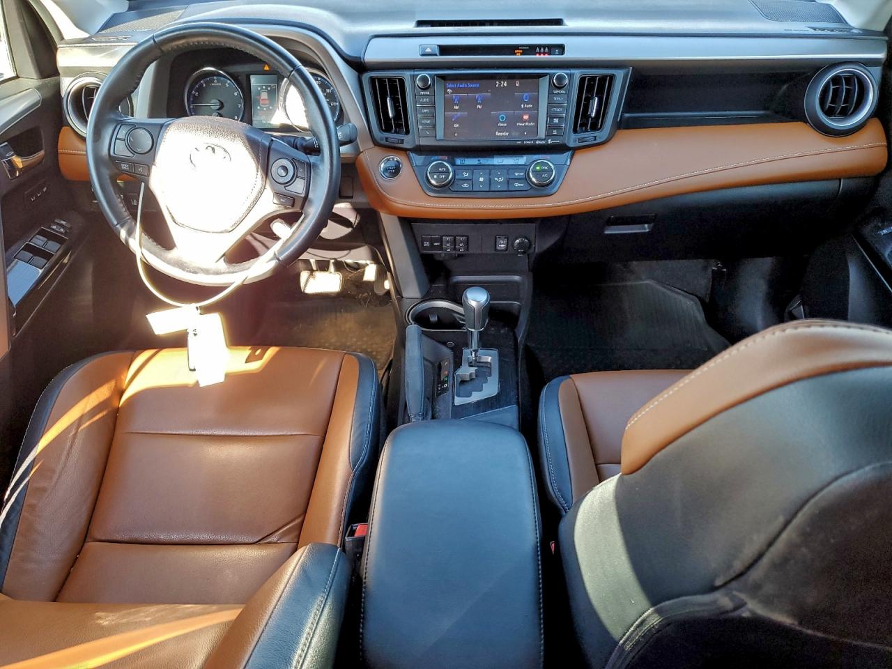 2017 TOYOTA RAV4 LIMITED photo 8