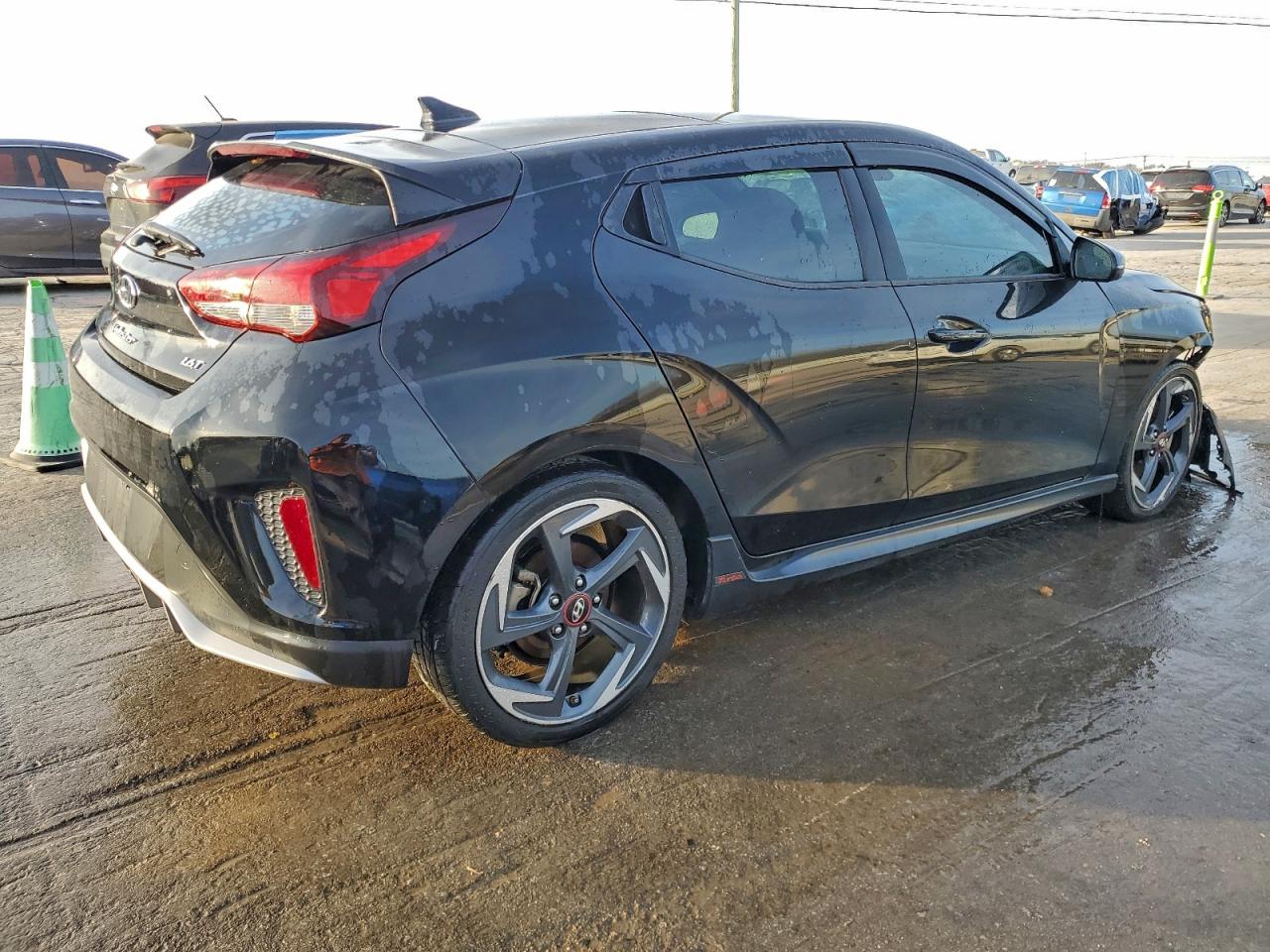 2019 HYUNDAI VELOSTER TURBO photo 3