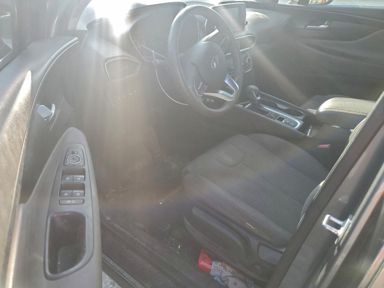 2019 HYUNDAI SANTA FE SE photo 15