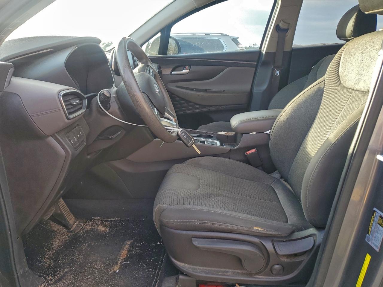 2019 HYUNDAI SANTA FE SE photo 13