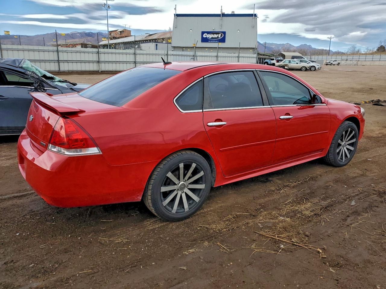 2013 CHEVROLET IMPALA LTZ photo 3