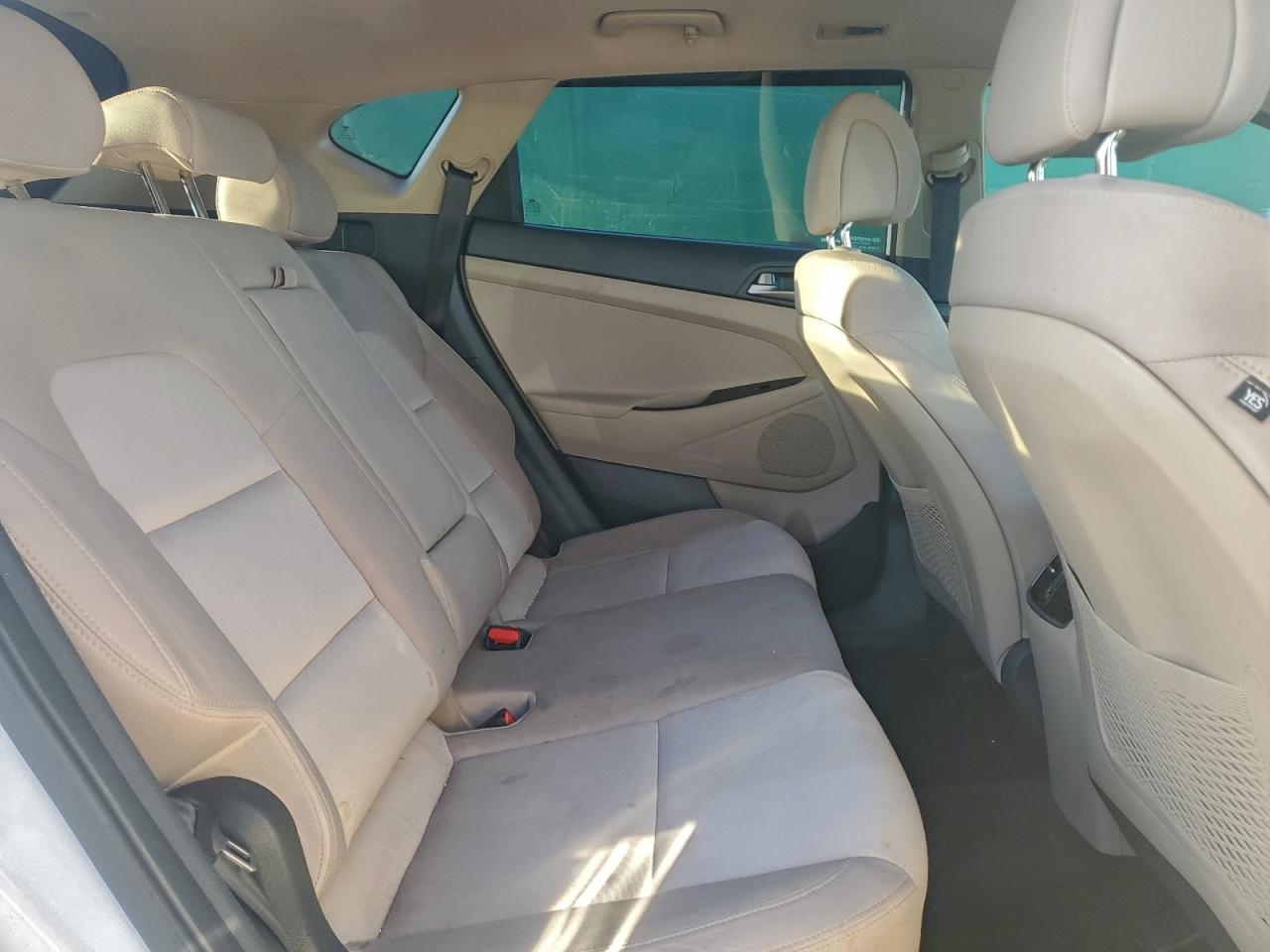 2018 HYUNDAI TUCSON VALUE photo 11