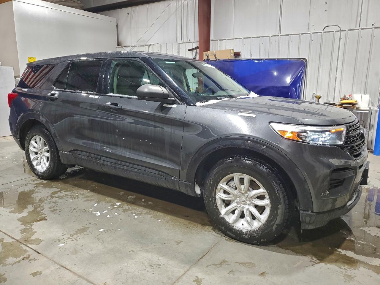 2020 FORD EXPLORER photo 4