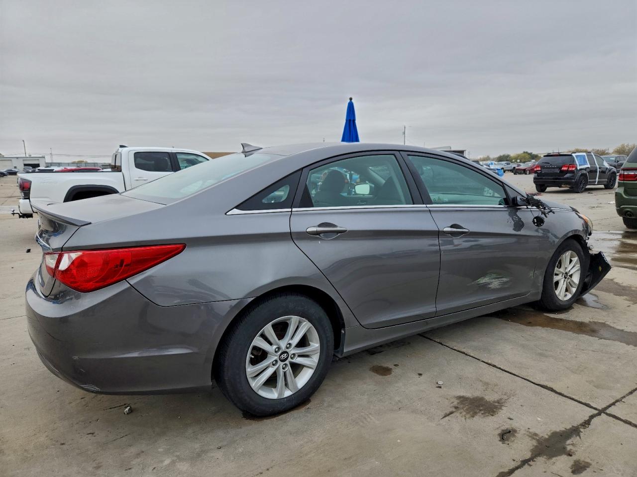 2013 HYUNDAI SONATA GLS photo 3