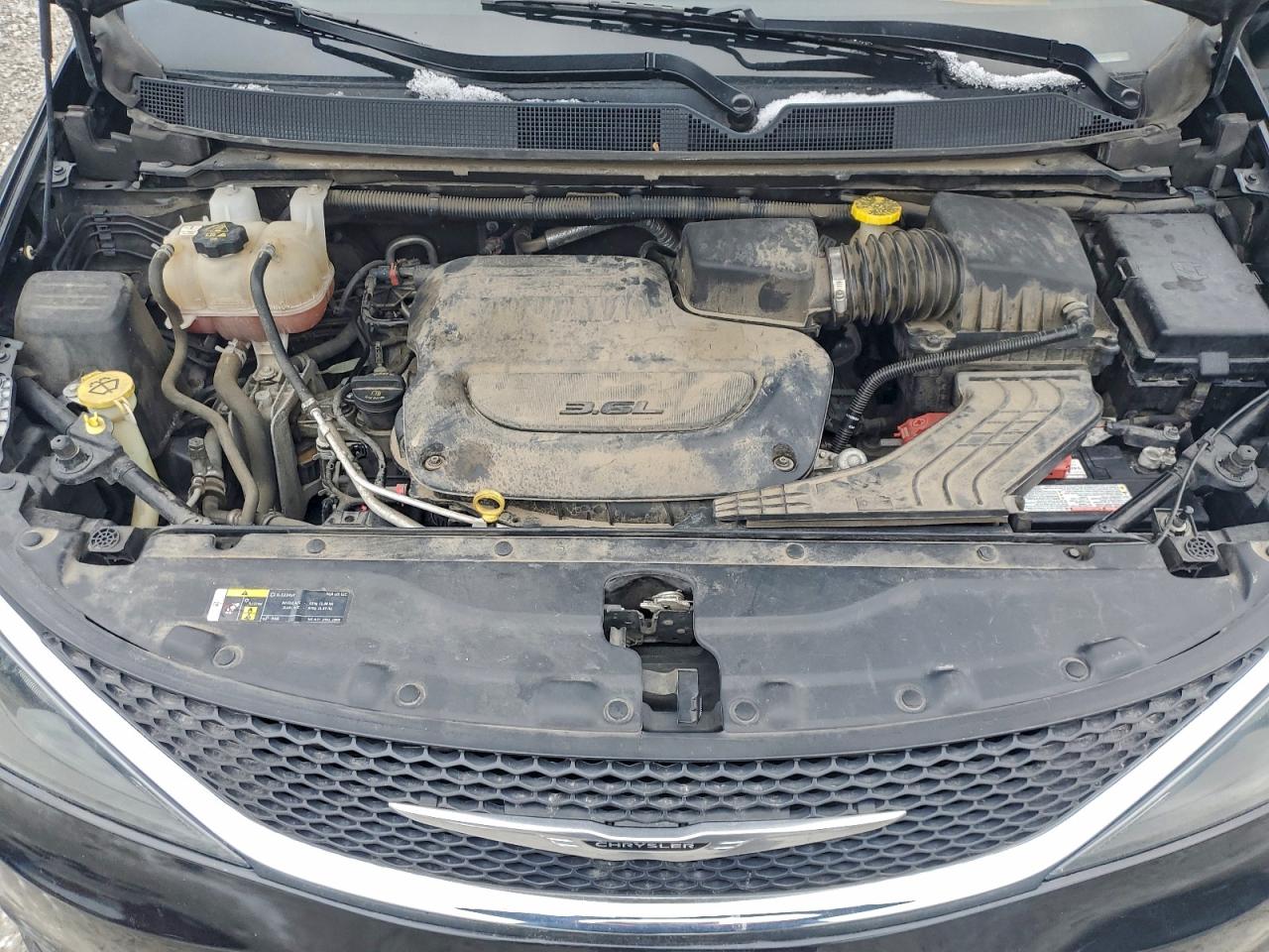 2021 CHRYSLER VOYAGER LXI photo 12