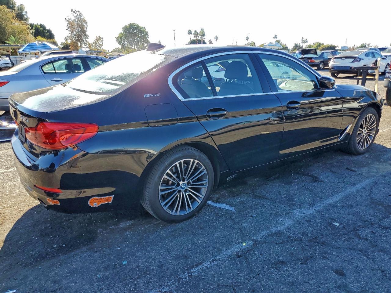 2019 BMW 530E photo 3